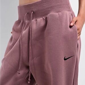 Nike Phoenix Fleece High Waisted Oversized Sweatpants